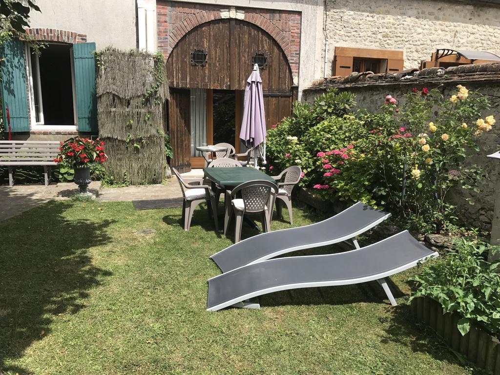 Residence La Beauceronne Ouarville Exterior foto